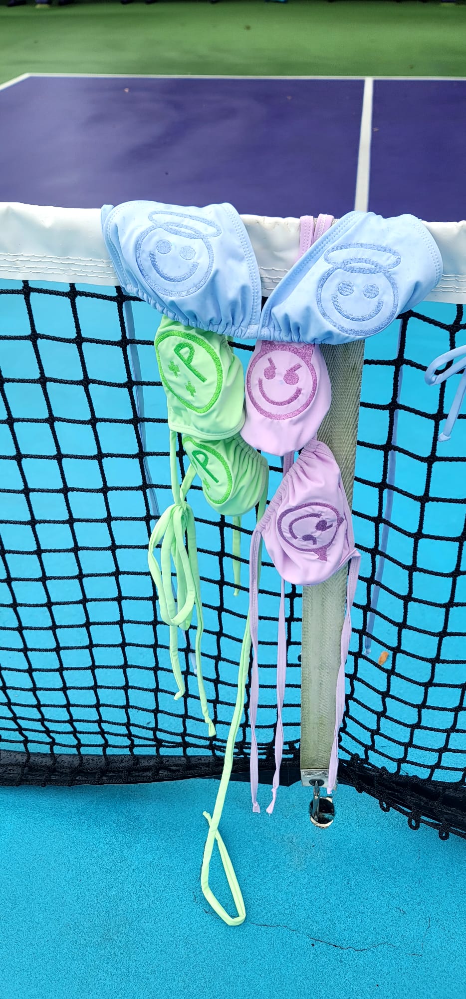 TOP FACES EMOTIONS BEAUTIFUL EMBROIDERY ( EXCLUSIVE DESIGNS) Blue / Pink