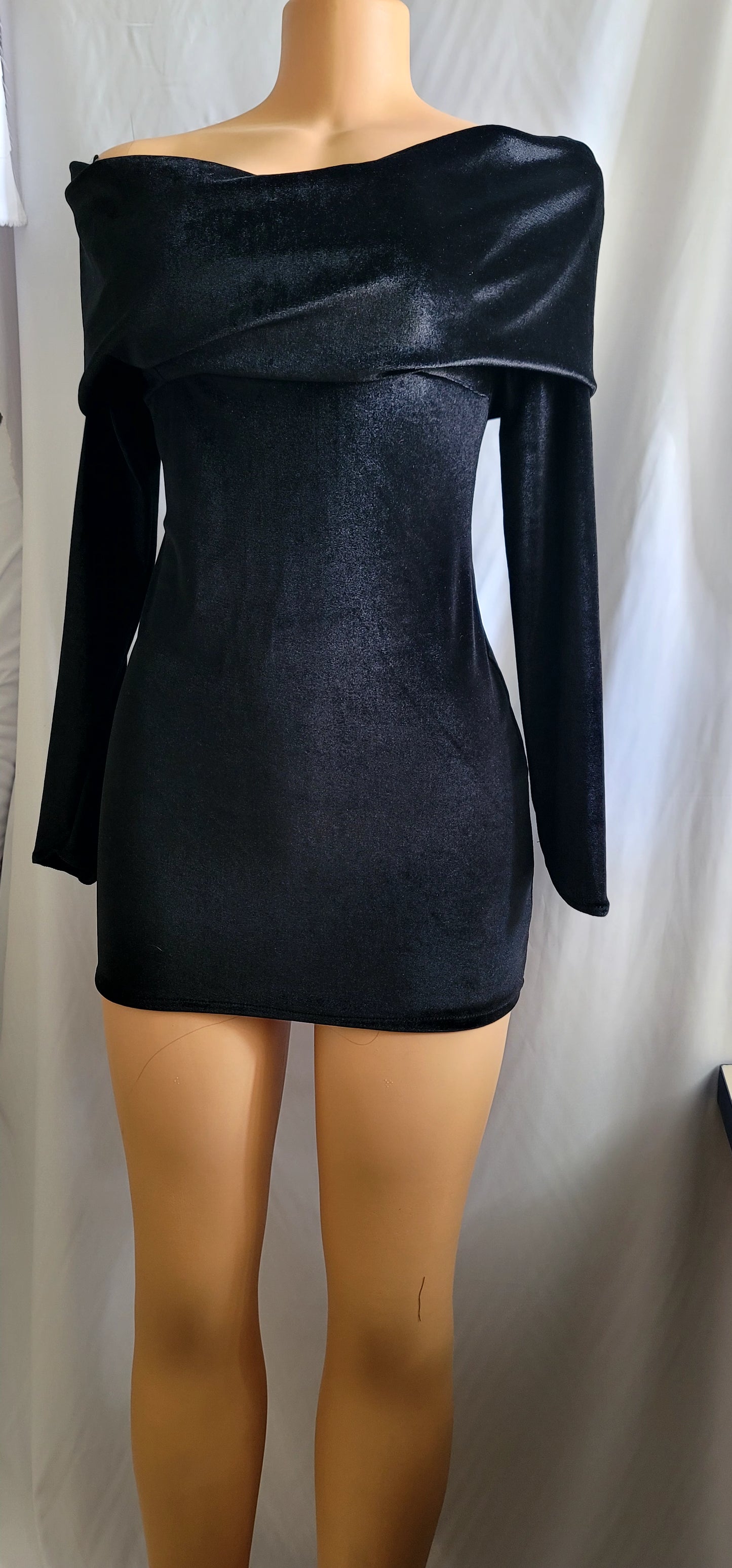 ZARAH Holiday Velvet foldover & Glow Off-Shoulder Mini Dress